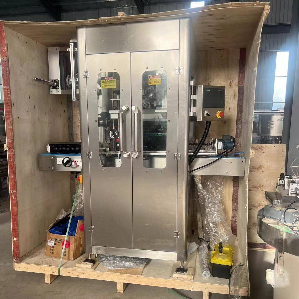 全自动套标机小瓶水纯净水套标机瓶口套膜机配套蒸汽收缩炉