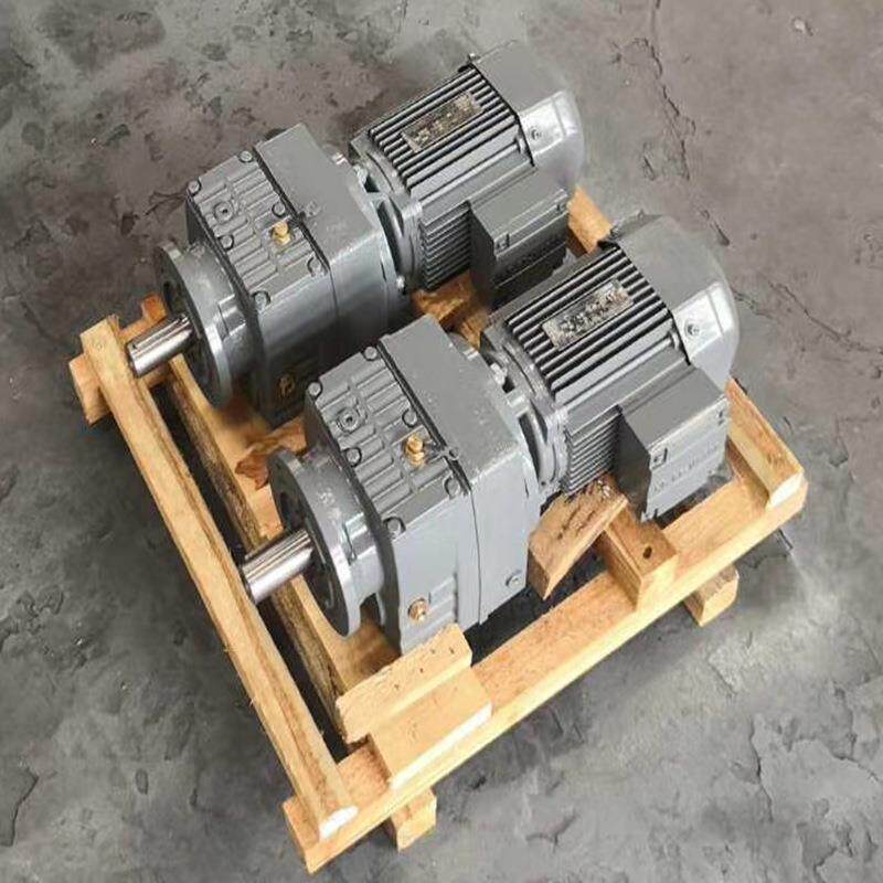 减速电机R系列RF17硬齿面减速机RF27斜齿轮减速机