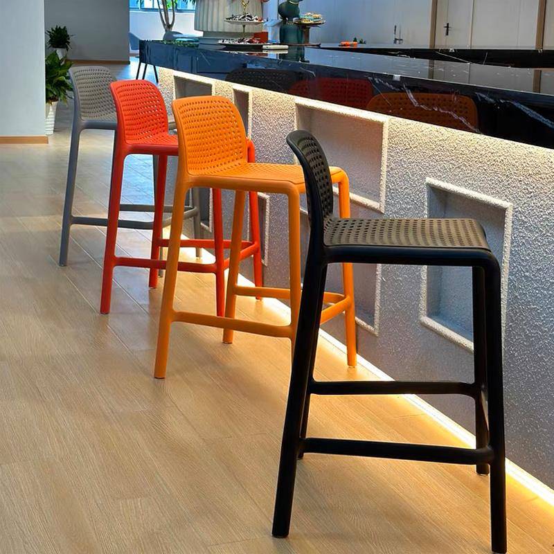 北欧户外高脚椅设计师吧台凳简约塑料镂空吧椅酒吧咖啡厅高凳可叠