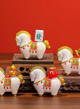 新款马上发财国潮马礼品套装马年吉祥物生肖桌面装饰创意礼物摆件