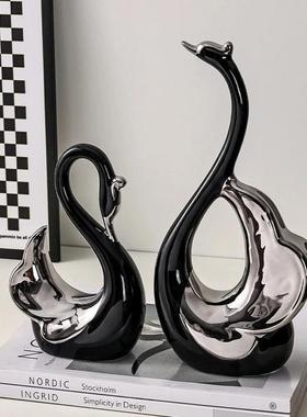 意式极简黑白天鹅装饰摆件一对客厅酒柜电视柜玄关摆设现代高级感