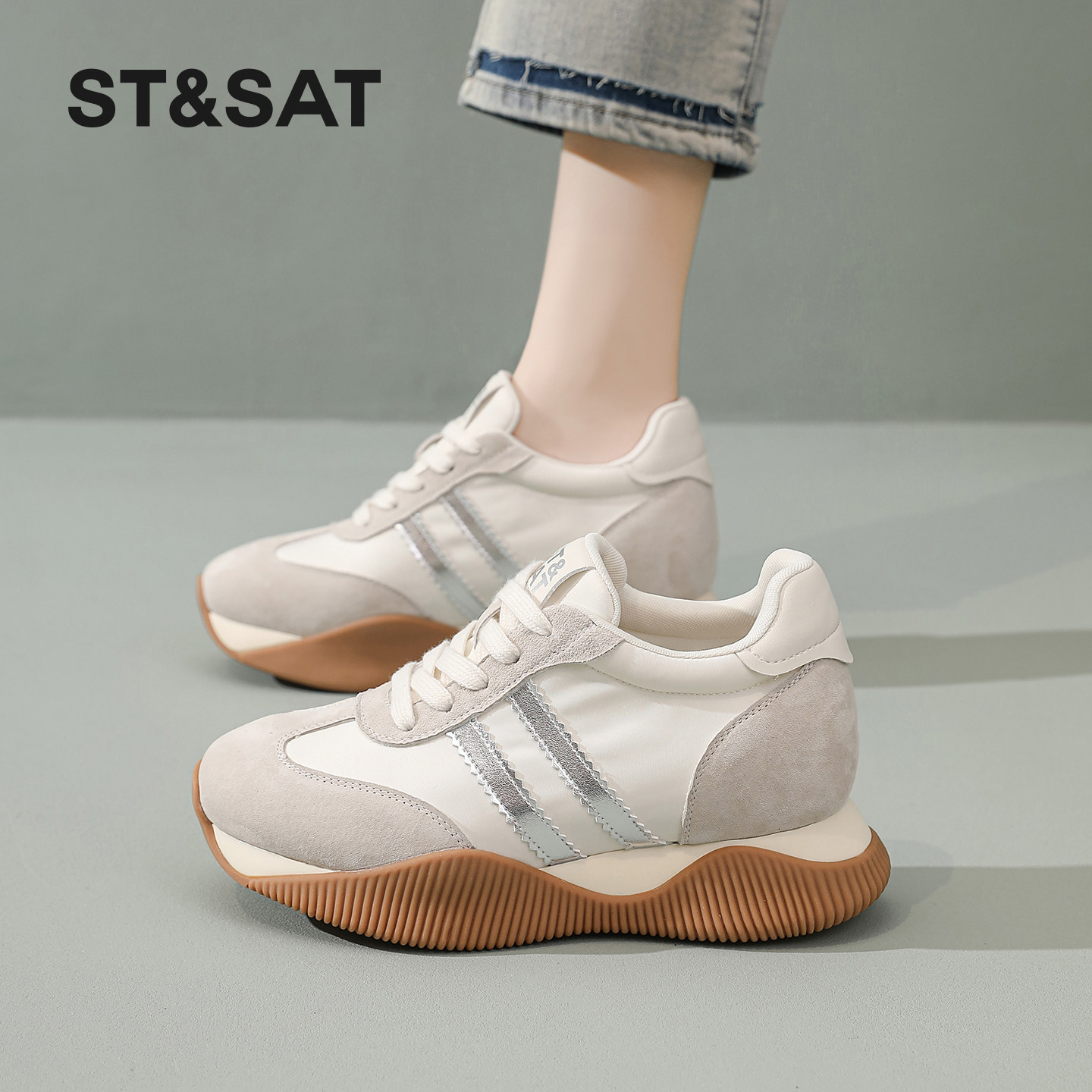 星期六德训鞋女6CM厚底2026春季内增高女鞋红色巨好看运动阿甘鞋,女鞋,时尚休闲鞋,淘宝优惠券,粉丝福利购,淘宝优惠卷