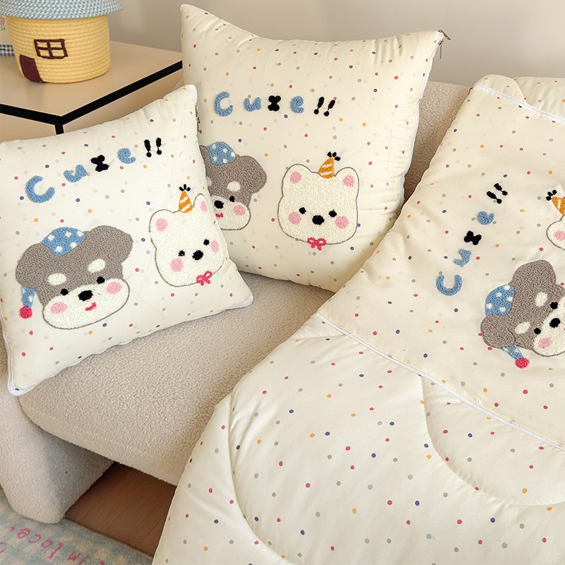 卡通抱枕被子两用二合一汽车载靠垫折叠毯子办公室午睡空调枕头被