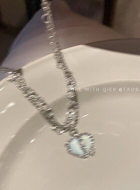 纯欲分裂爱心锆石项链女甜酷千禧辣妹锁骨链轻奢小众设计独特配饰