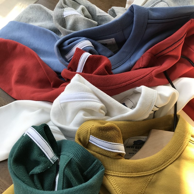 品质到位。工艺认真。价格不贵的熊仔系列。110-160男Y童纯色卫衣