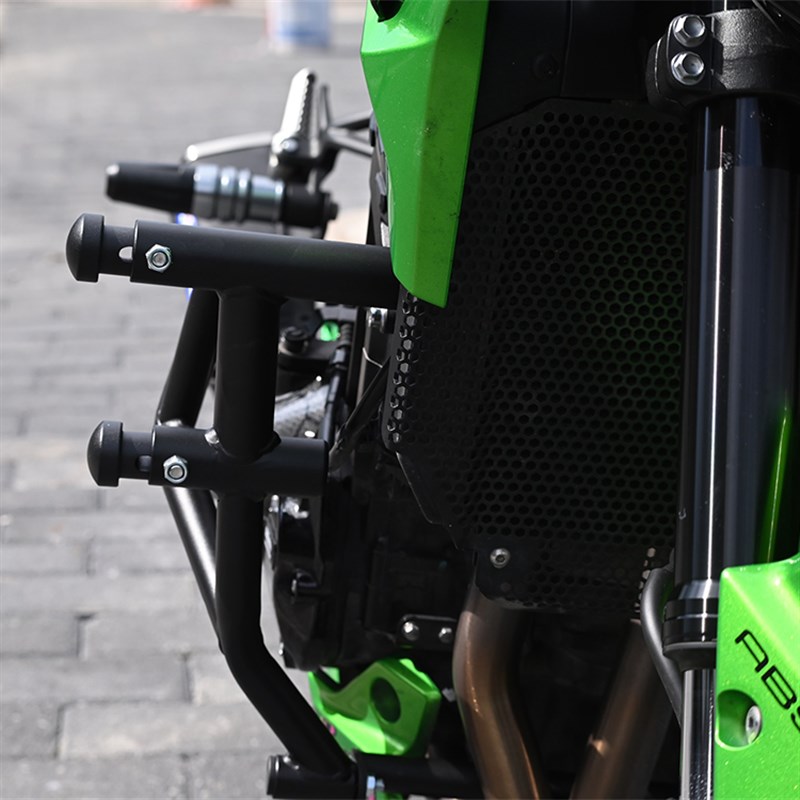 适用于川崎Z900保险杠竞v技护杠防摔防撞弹簧式护杠摩托车改装件