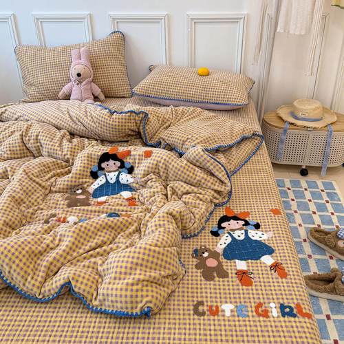 冬季可爱卡通多巴胺牛奶绒床盖四件套正反可用加绒加厚保暖三件套