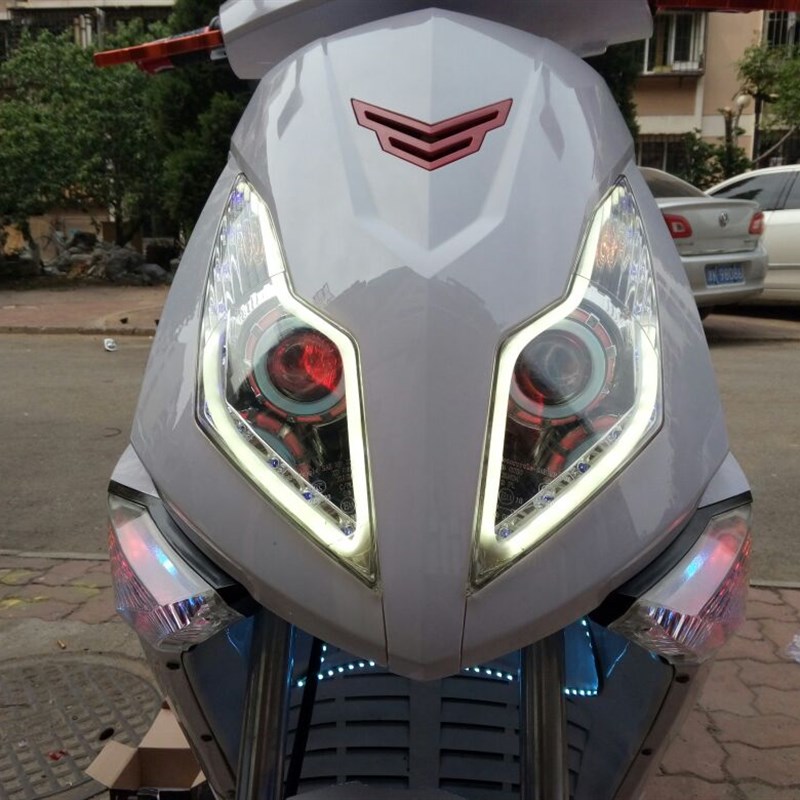 摩托车车灯骠骑j电动车摩托车大灯配件改装件天使恶魔LED大灯