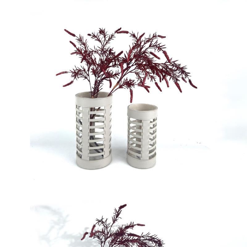 现代创意手工皮革玻璃亚克力艺术花瓶样板间酒店电视柜家居软装饰