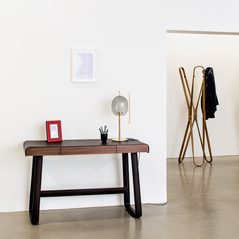 北欧台灯古铜色现代简约创意个性桌子灯烟灰玻璃灯罩卧室床头书房