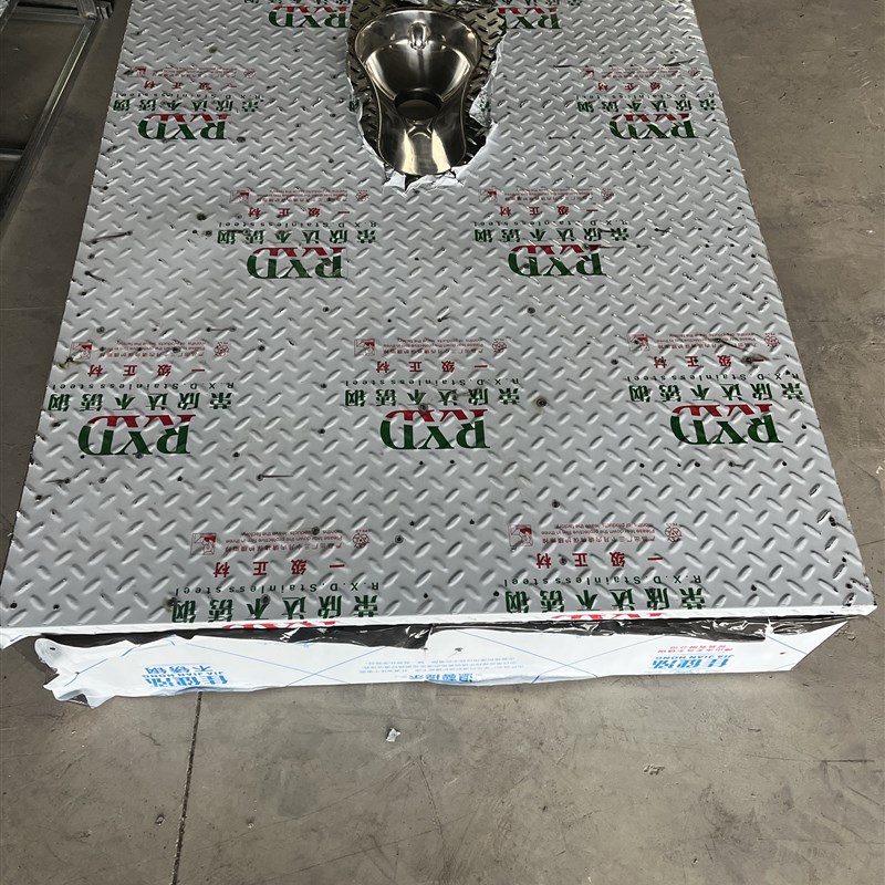 防滑花纹铝板一体蹲坑不锈钢定制款移动厕所平地侧排蹲便器卫浴