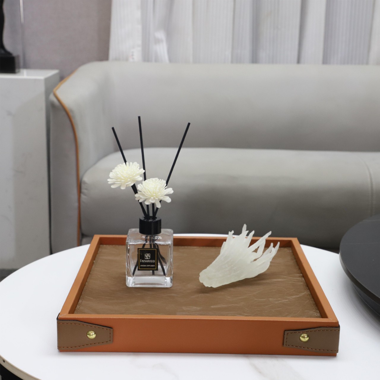 现代简约软装皮革收纳盒储物盒装饰托盘摆件客厅卧室玄关家居饰品