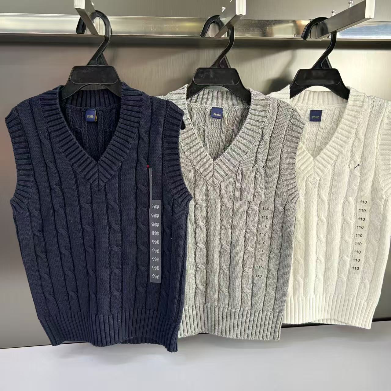 外贸单 秋冬儿童针织马甲 男女童V领毛线背心中大童休闲毛衣坎肩