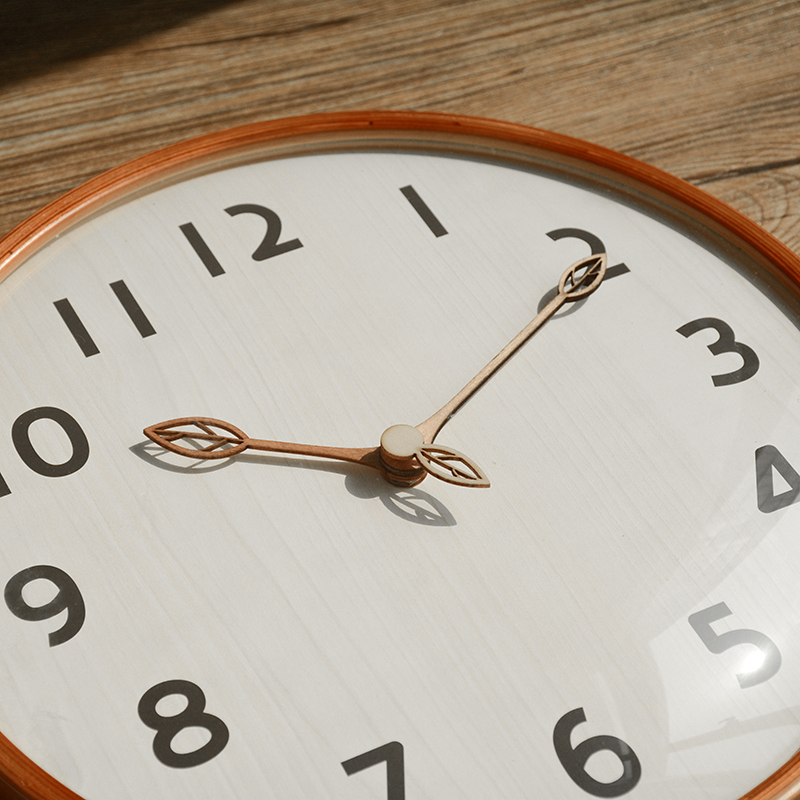 北欧风实木质挂钟客厅简约木钟家用静音钟表时钟创U意日式原木挂