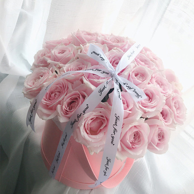 混搭花束抱e抱桶上海鲜花速递玫瑰绣球送女友闺蜜生日祝福情人节