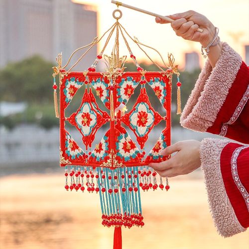 喜物语手工灯笼钩针diy材料包新年编织蛇年元宵节手提宫灯挂饰