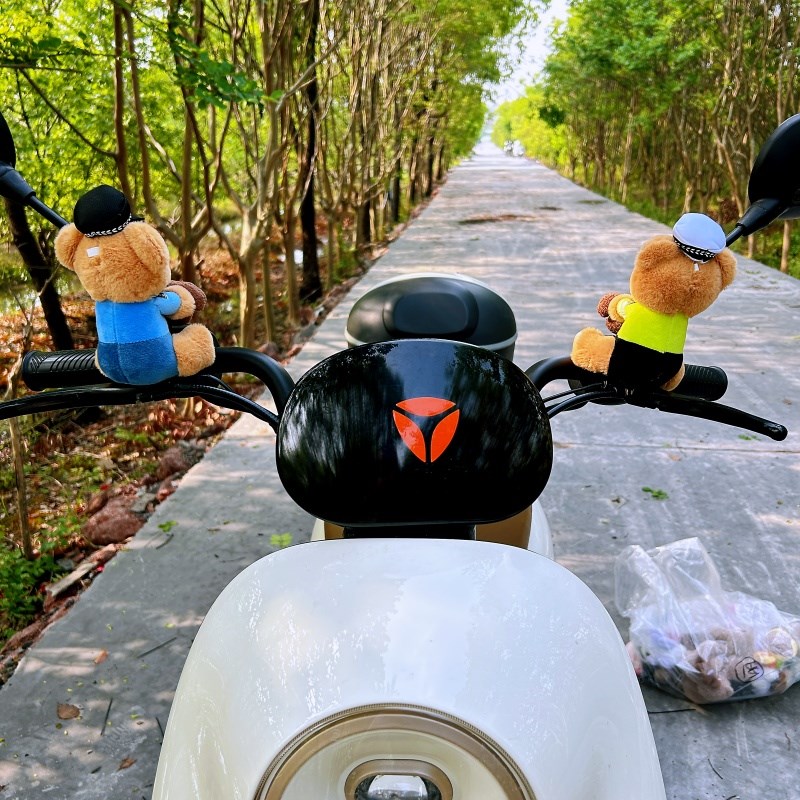 【防盗款】警f察小熊电动车装饰品玩偶摩托车公仔电瓶车后视镜摆