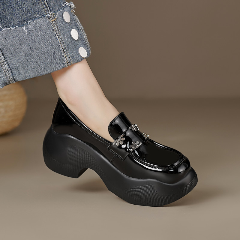 2023秋新款真k皮厚底金属扣小皮鞋女粗跟松糕底黑色英伦风懒人单