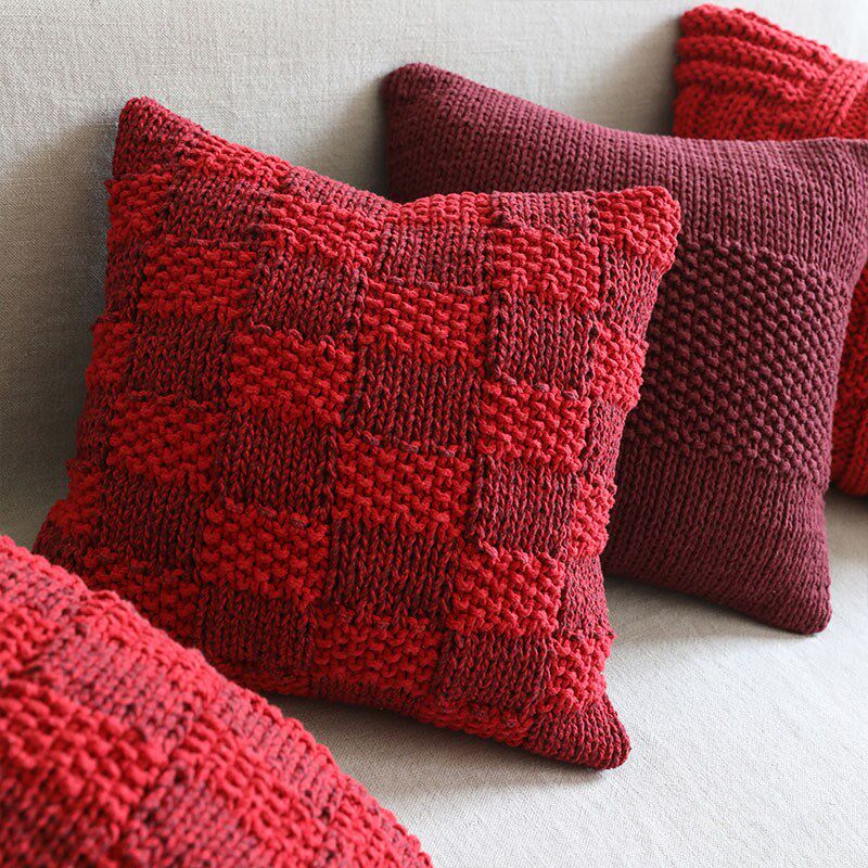 弋采可定制手工编织方格红色渐变侘寂风沙发大靠垫抱枕方枕腰枕套