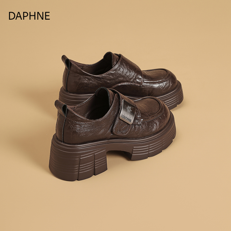 达芙妮棕色厚底乐福鞋女2025新款秋季增高女士小皮鞋英伦风单鞋女