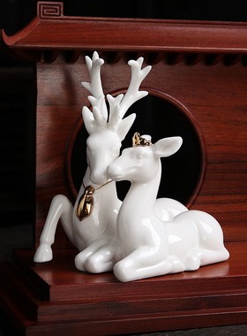 陶瓷招财鹿摆件灵鹿献瑞 客厅家居饰品电视柜酒柜装饰装饰品摆件