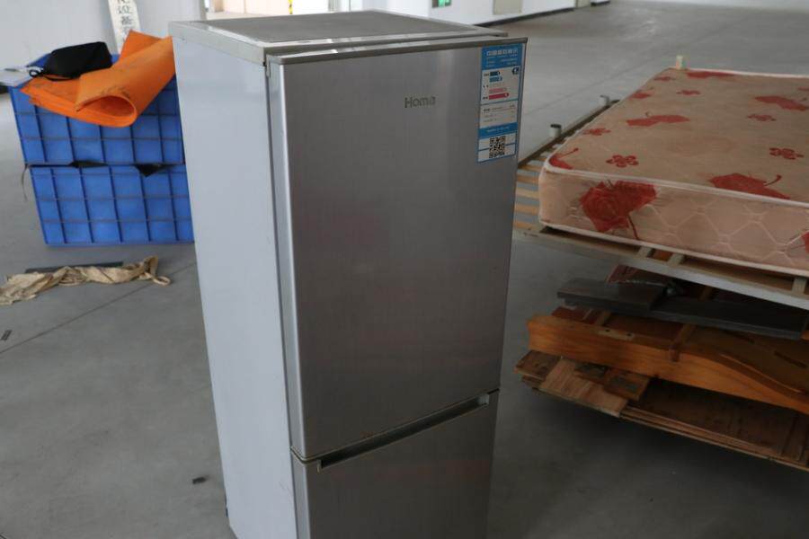 4月15日东莞市寮步镇祥富路333号的一批机器设备、办公设备及存货网络拍卖公告