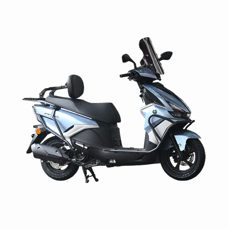 适用钱江a鸿125包围式保险杠踏板车折叠靠背前挡风防摔护杠改装件