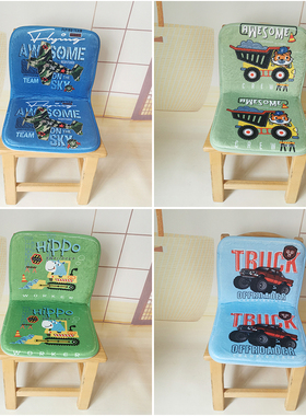 秋冬款男孩卡通小车交通工具幼儿园塑料木椅靠背垫男宝连体小坐垫