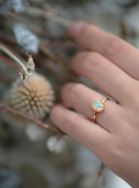 极光恋曲仿欧泊石复古宫廷风镀S925L银戒指女指环高贵典雅气