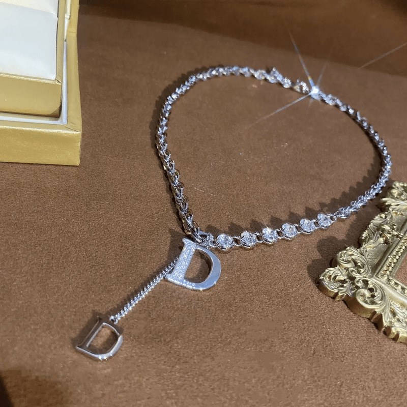 D字母项链d女小众设计感ins冷淡风长款锁骨链简约气质毛衣链2021