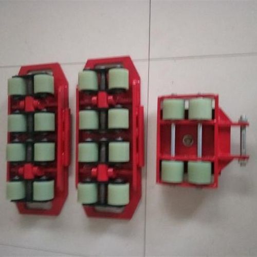 越障碍式搬运小坦克爬坡搬运坦克地牛设备横向越野车起重搬运工具