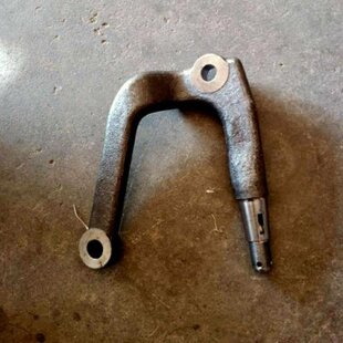 风驰SF1043汽刹前桥方向臂铸铁 时风风顺1配件转向臂左右原厂直销