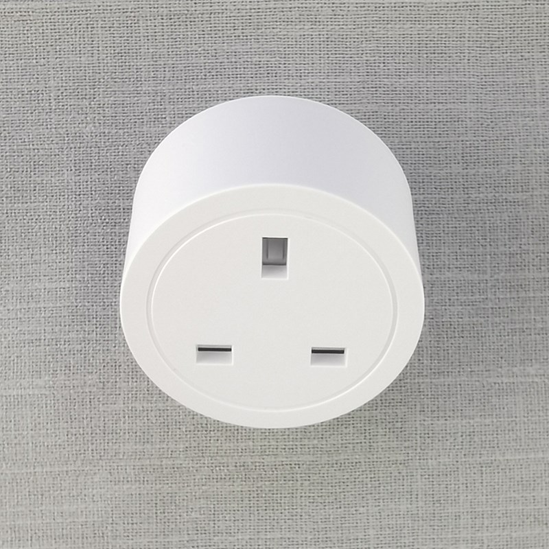 中国香港智能插座在街上遥控家里电器WiFi插头英标排插定时计电量