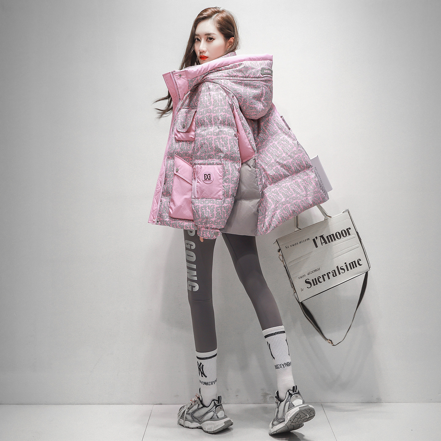 韩版休闲白鸭绒外套女2025冬新款时尚撞色羽绒服女中长款修身显瘦