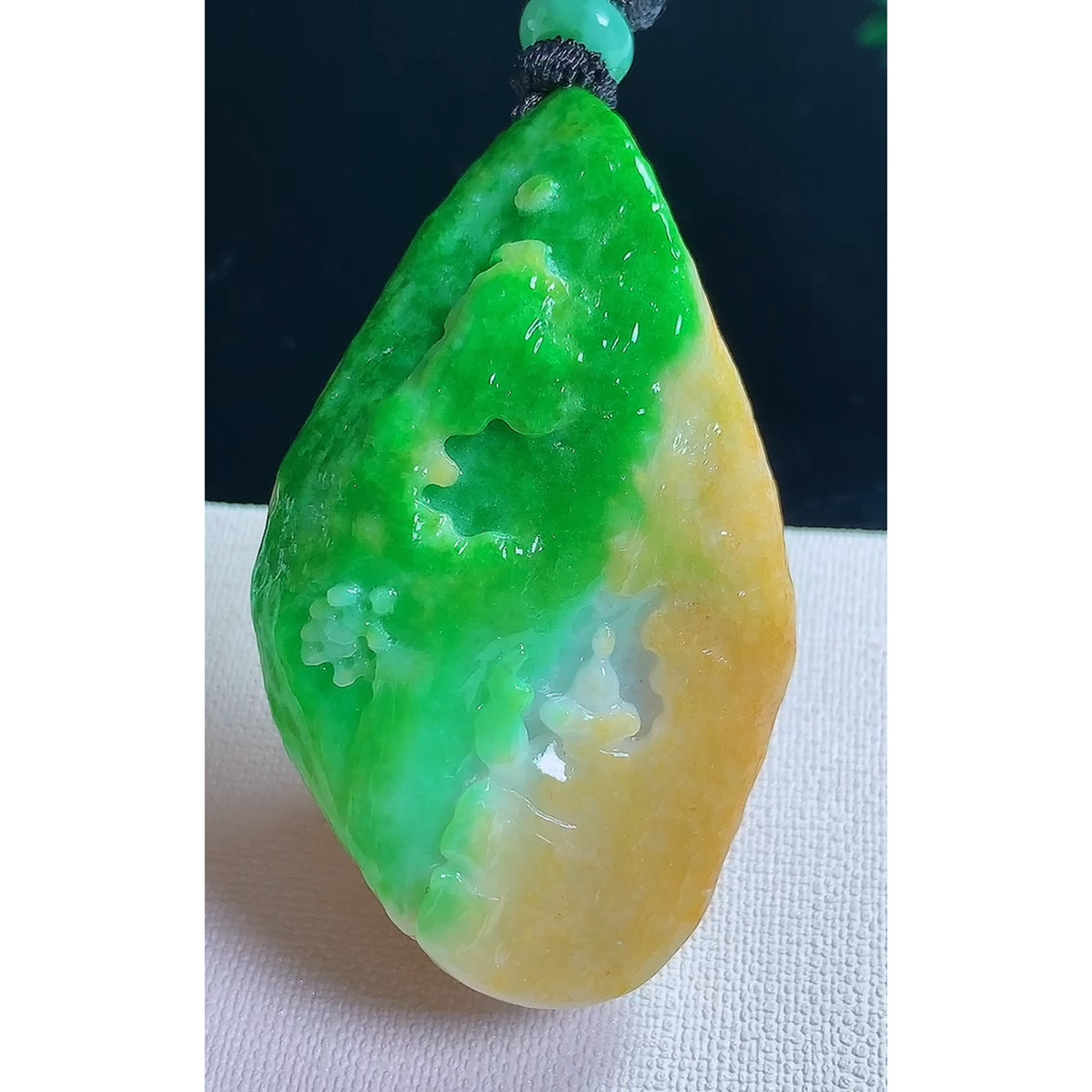 缅甸天然A货玉石翡翠 老坑冰种手工精雕黄加绿悟道吊坠