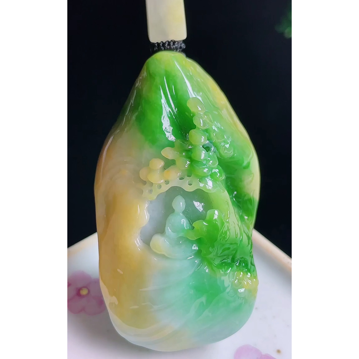缅甸天然A货玉石翡翠 老坑冰种手工精雕黄加绿悟道吊坠