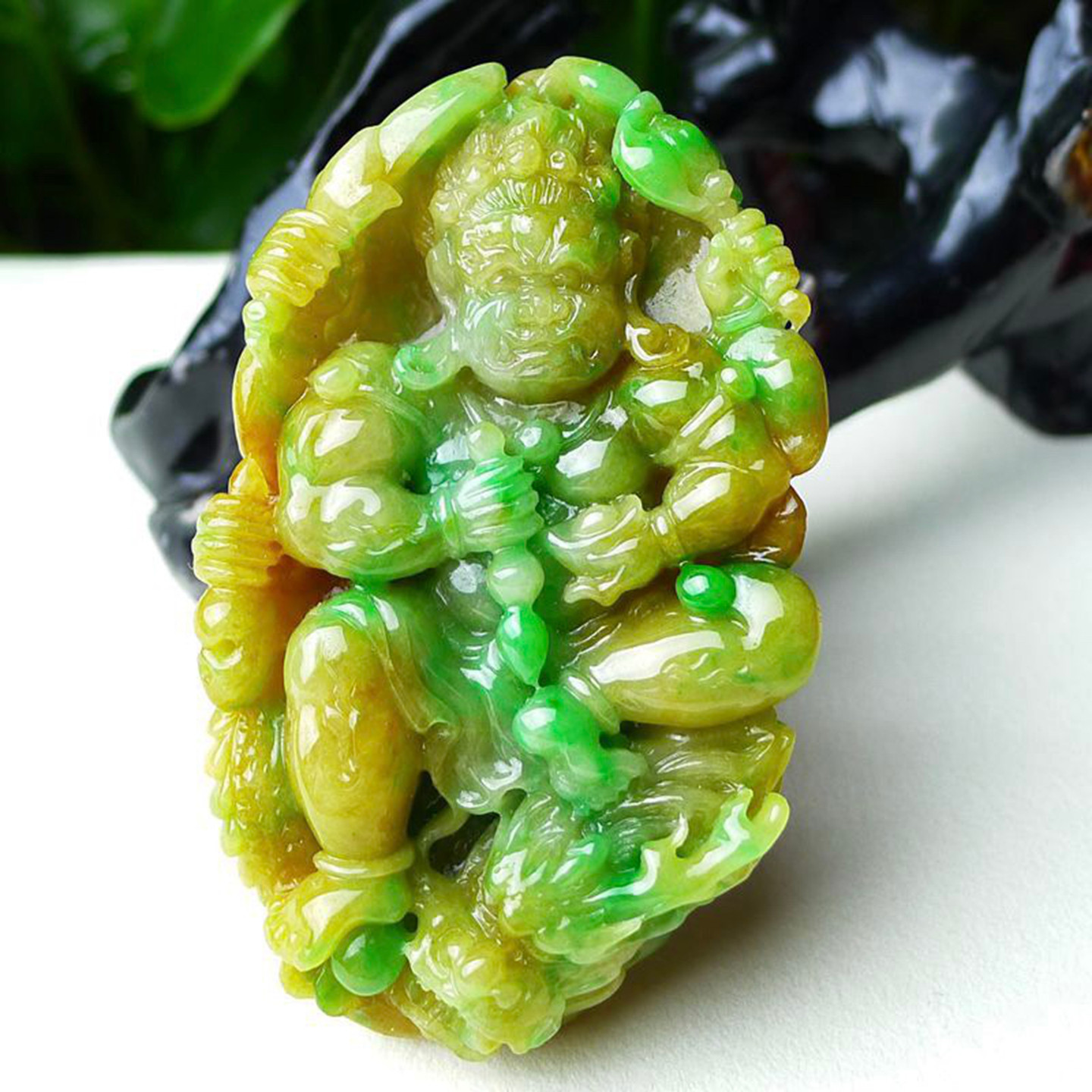 缅甸天然A货玉石翡翠 老坑冰种手工精雕三彩黄加绿 不动明王吊坠