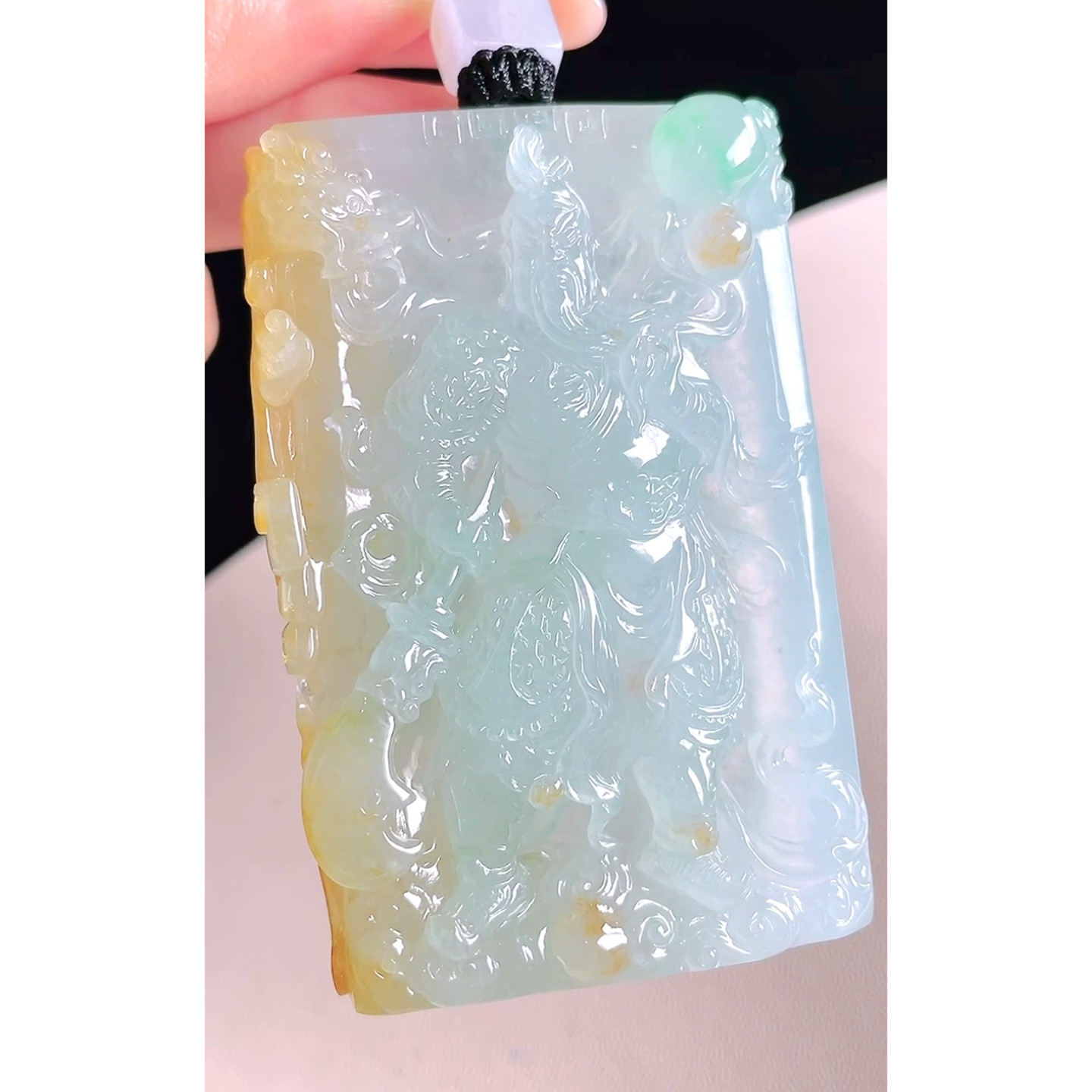 缅甸天然A货玉石翡翠 老坑冰种手工精雕飘黄翡大关公吊坠