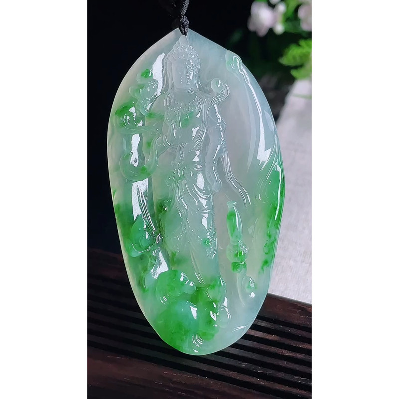 缅甸天然A货玉石翡翠 精雕老坑冰种阳绿山水观音吊坠