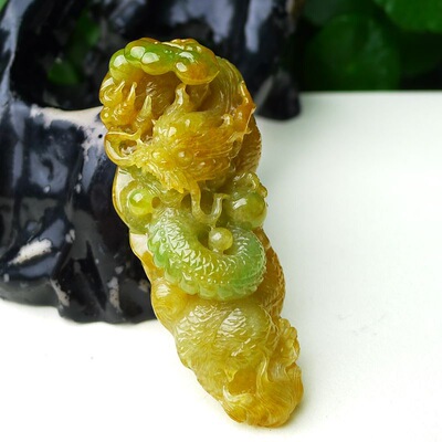 缅甸天然A货玉石翡翠 老坑冰种 手工精雕  黄加绿 龙牌吊坠