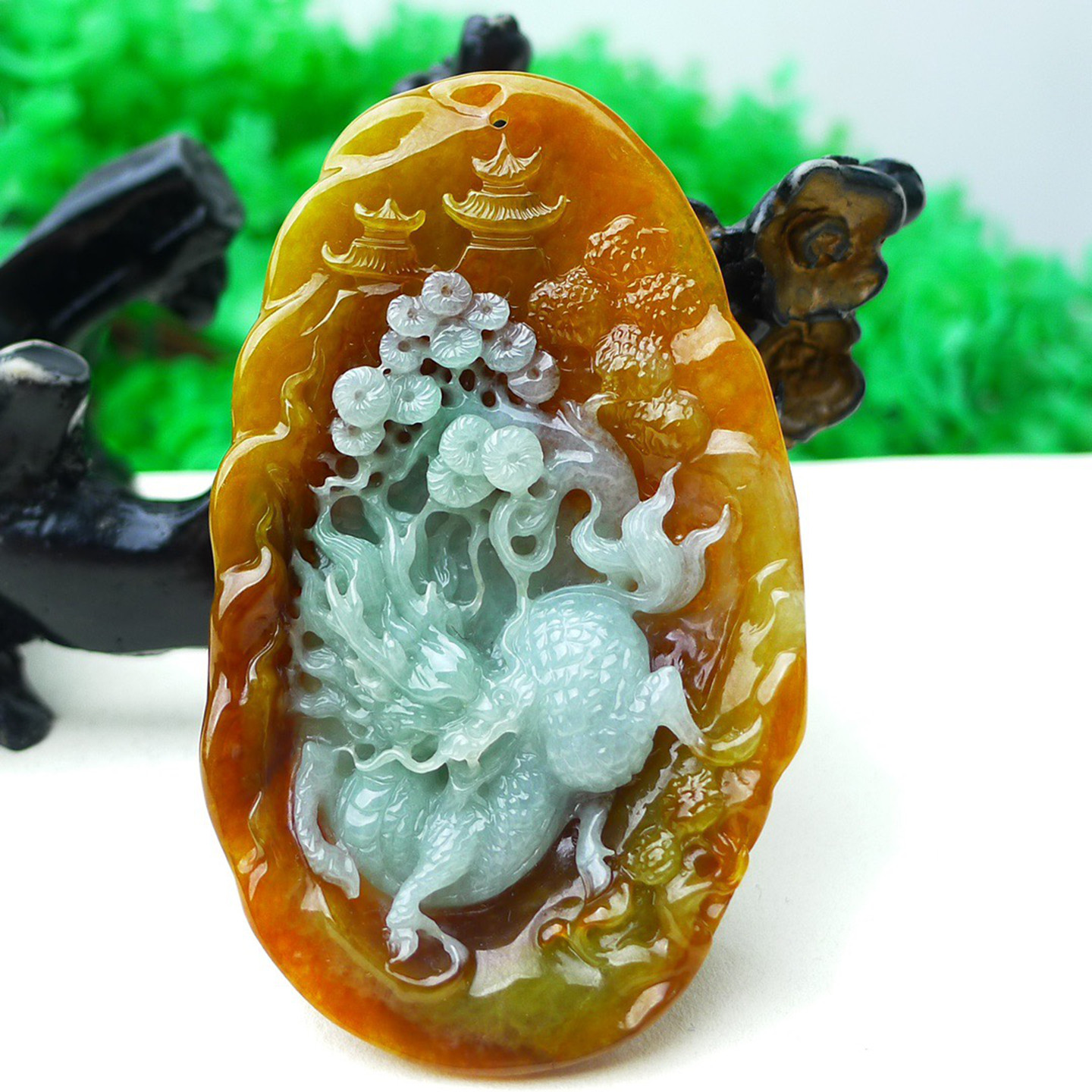 缅甸天然A货玉石翡翠 老坑冰种手工精雕俏色双彩黄翡麒麟吊坠