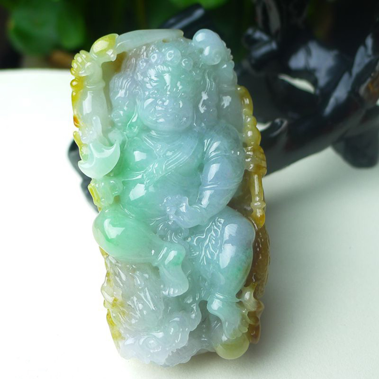 缅甸天然A货玉石翡翠 老坑冰种手工精雕三彩黄加绿不动明王吊坠