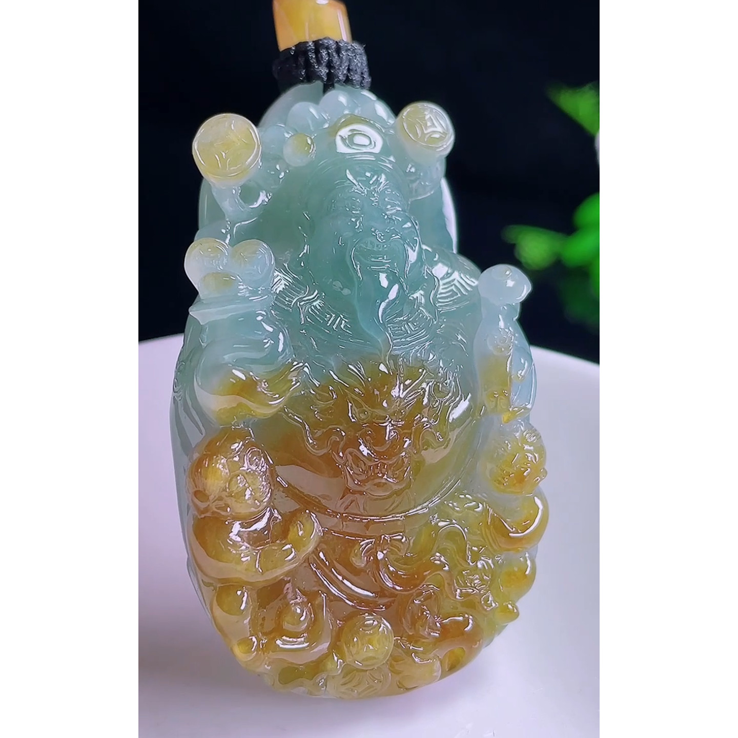 缅甸天然A货玉石翡翠 老坑冰种手工精雕双彩财神爷吊坠