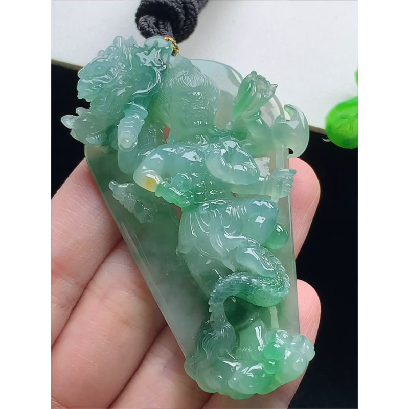 缅甸天然A货玉石翡翠 老坑冰种 手工精雕 飘花不动明王菩萨牌吊坠