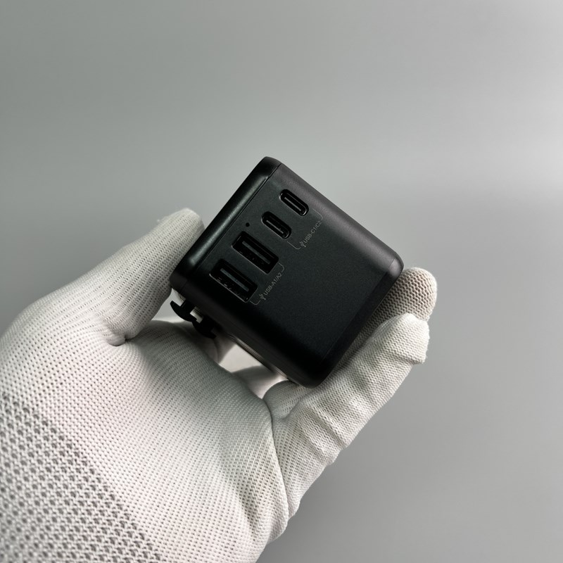 70W氮化镓!充笔记本!全球通万能转换插头旅行插座转接快充电器