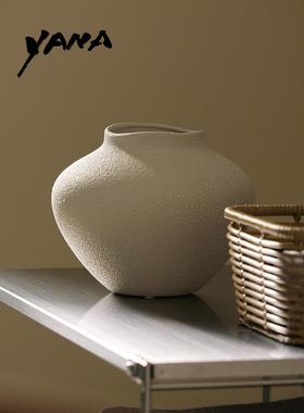 雅娜高端白色陶瓷水培插花大直径花瓶Wabi-Sabi风格民宿艺术装饰