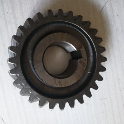 EQ240东风车分动箱中桥驱动齿轮28齿孔厚48 1800C-412