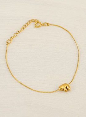 新款轻奢不锈钢insn风小众设计字母手链26个英文字母时尚女款手饰