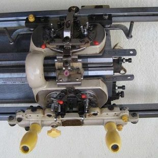 仿韩式手摇横机针织横机羊毛衫编织机羊绒衫毛衫编织机12针横机