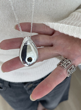 银色水滴虎眼石吊坠长款项链女高级感轻奢小众简约毛衣链百搭配饰
